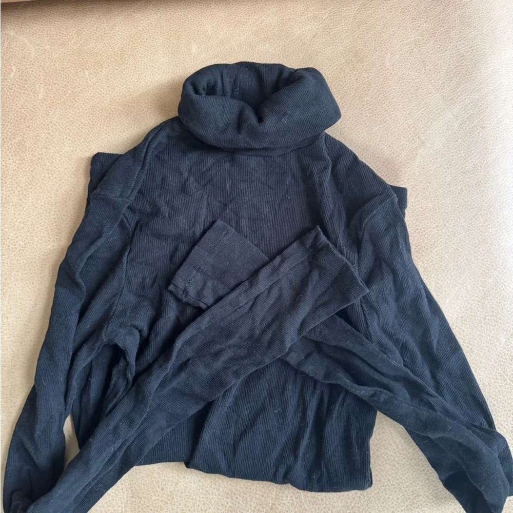 J Brand Rib Turtleneck XS - Picture 2 of 4